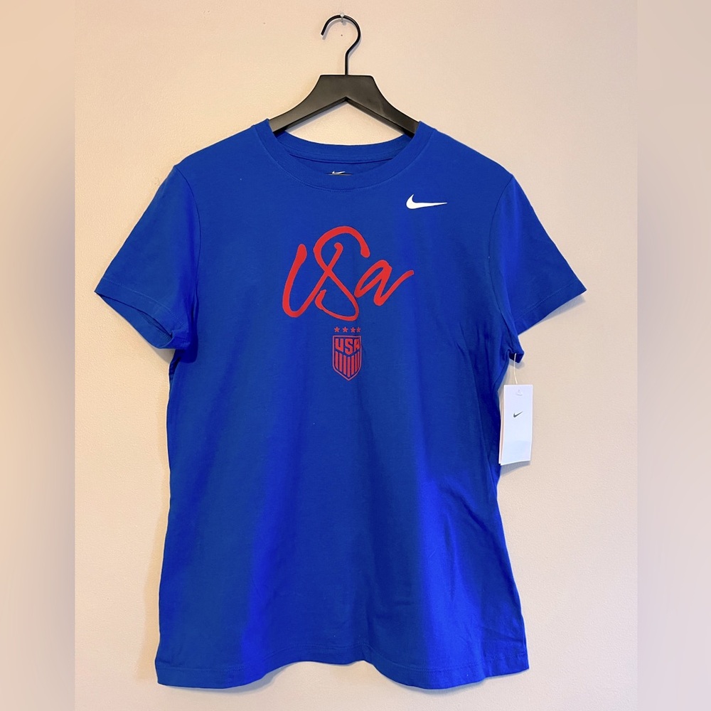 NWT Nike USA WOMEN’s Soccer Team Shirt Blue Size L - Picture 1 of 7